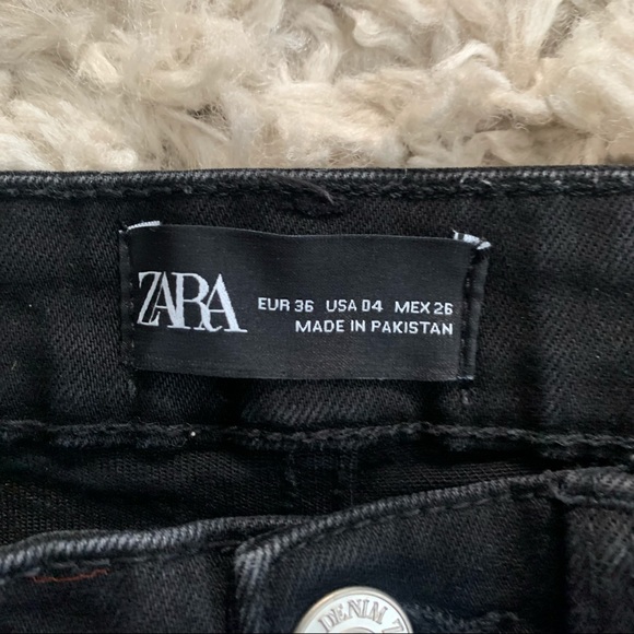 Zara High Waisted Cropped Boot Cup Jeans - Picture 3 of 4